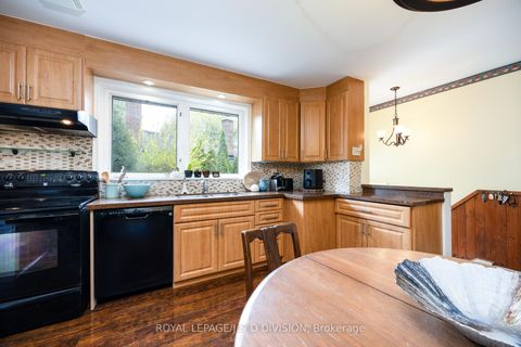 Photo 8 at 48 Greengrove Crescent, Donalda, Toronto
