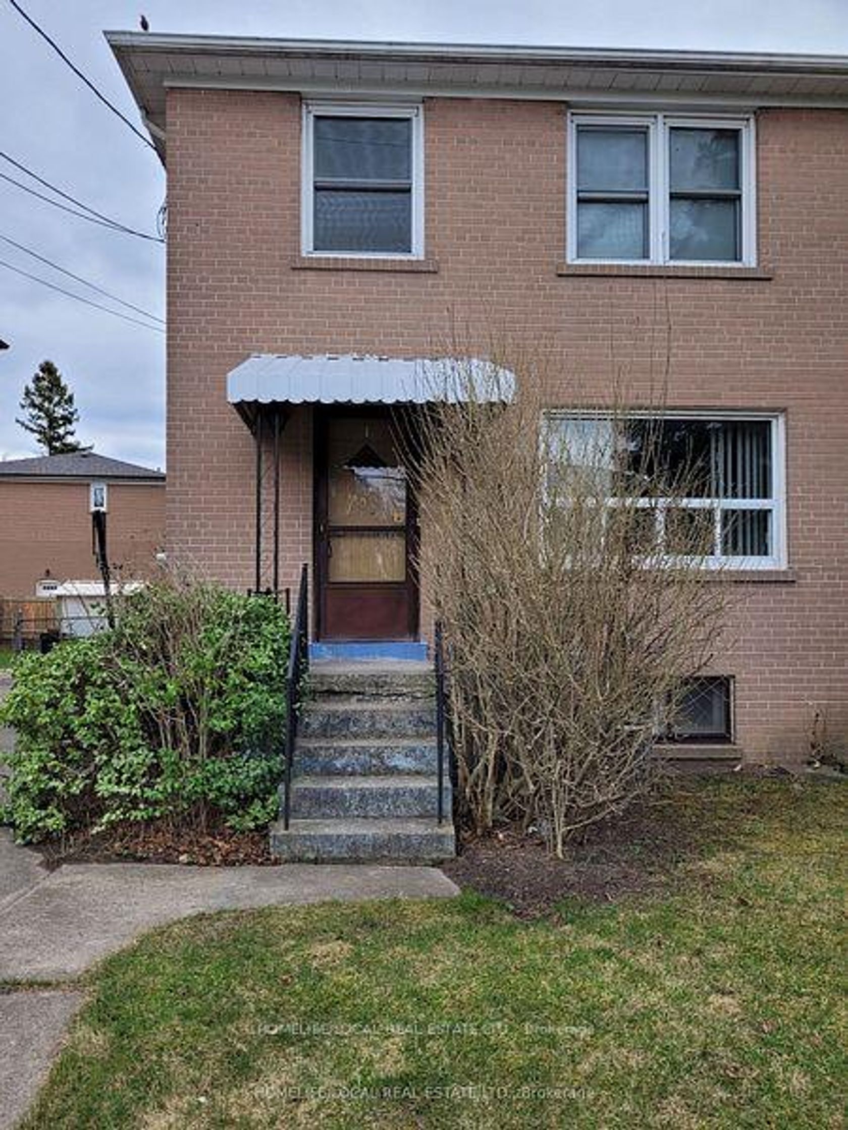 241 Eileen Avenue, Smythe, Toronto 
