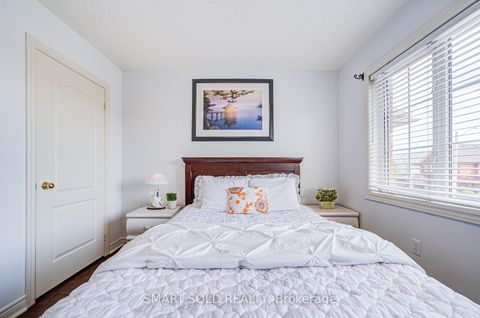 Photo 25 at 40 Tuscana Boulevard, Patterson, Vaughan