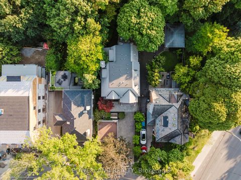 Photo 1 at 94 Inglewood Drive, Moore Park, Toronto