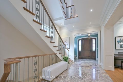Photo 4 at 94 Inglewood Drive, Moore Park, Toronto