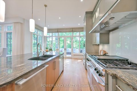 Photo 15 at 94 Inglewood Drive, Moore Park, Toronto