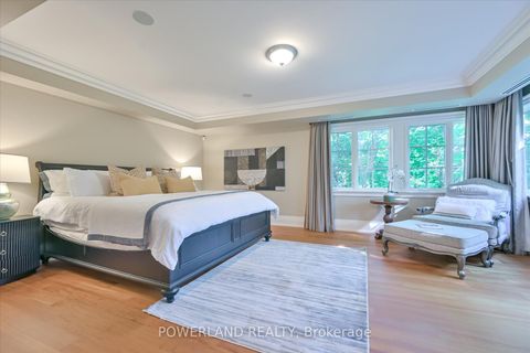 Photo 21 at 94 Inglewood Drive, Moore Park, Toronto