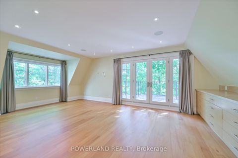 Photo 34 at 94 Inglewood Drive, Moore Park, Toronto