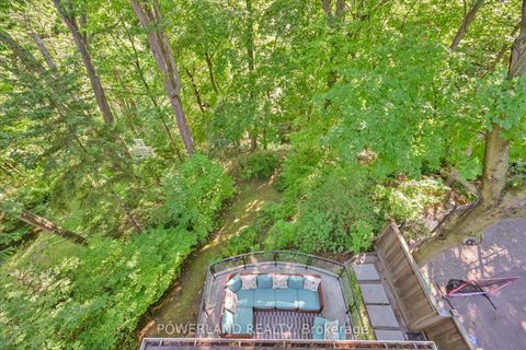 Photo 37 at 94 Inglewood Drive, Moore Park, Toronto