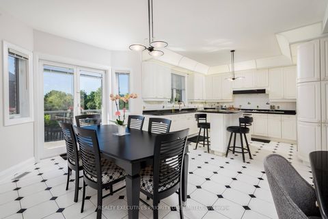 Photo 12 at 67 Stockdale Crescent, North Richvale, Richmond Hill