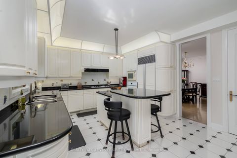 Photo 13 at 67 Stockdale Crescent, North Richvale, Richmond Hill