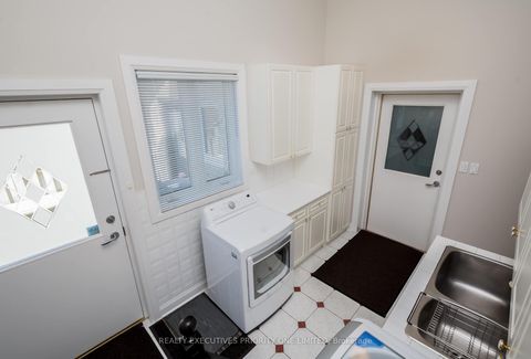 Photo 20 at 67 Stockdale Crescent, North Richvale, Richmond Hill