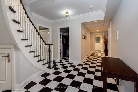 Photo 38 at 67 Stockdale Crescent, North Richvale, Richmond Hill
