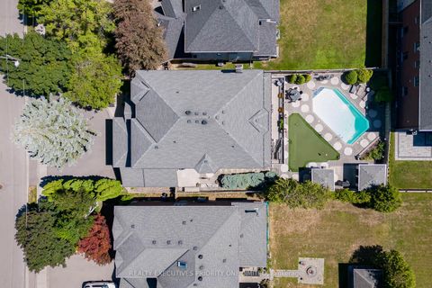 Photo 49 at 67 Stockdale Crescent, North Richvale, Richmond Hill