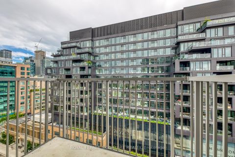 Photo 14 at 1003 - 2 Augusta Avenue, Waterfront Communities C1, Toronto