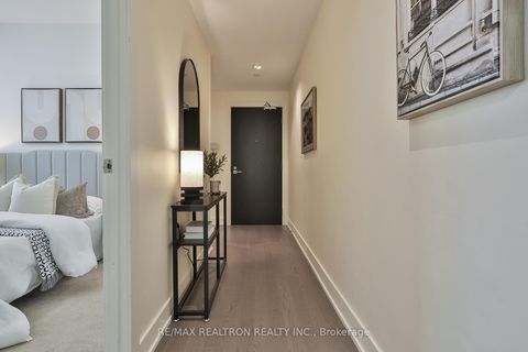 Photo 6 at #204 - 3018 Yonge Street, Lawrence Park South, Toronto