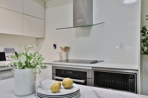 Photo 11 at #204 - 3018 Yonge Street, Lawrence Park South, Toronto