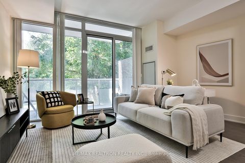 Photo 13 at #204 - 3018 Yonge Street, Lawrence Park South, Toronto