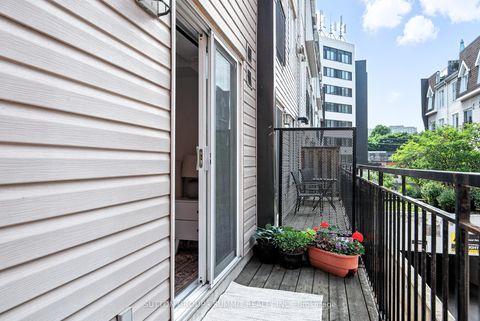 Photo 16 at 1026 - 18 Laidlaw Street, South Parkdale, Toronto