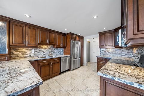 Photo 23 at 1402 - 2350 Bridletowne Circle, L'Amoreaux, Toronto