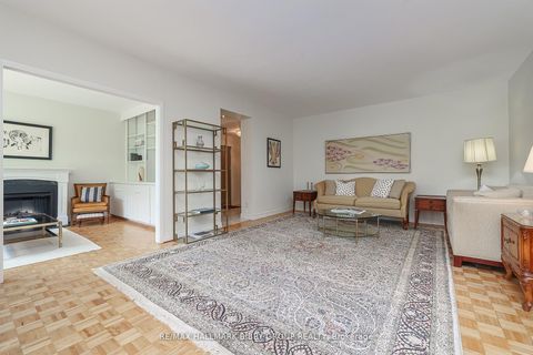 Photo 4 at 435 - 21 Dale Avenue, Moore Park, Toronto