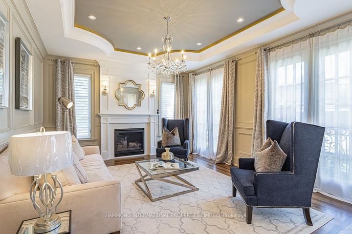 Photo 4 at 21 Hammok Crescent, Bayview Glen, Markham