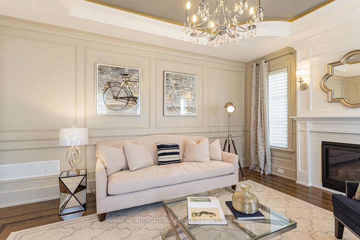 Photo 5 at 21 Hammok Crescent, Bayview Glen, Markham