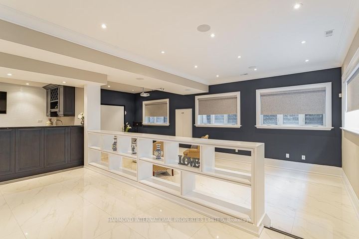Photo 28 at 21 Hammok Crescent, Bayview Glen, Markham