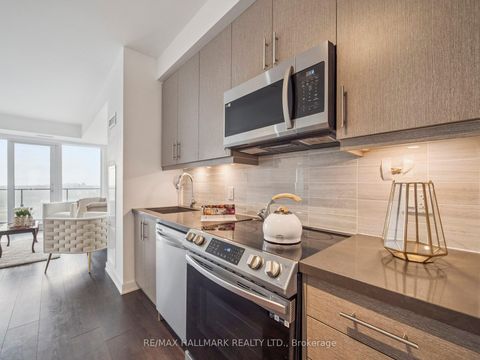 Photo 4 at 2708 - 105 Oneida Crescent, Langstaff, Richmond Hill