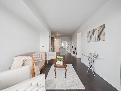 Photo 8 at 2708 - 105 Oneida Crescent, Langstaff, Richmond Hill