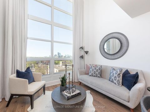 Photo 4 at 925 - 111 St Clair Avenue W, St. Clair, Toronto