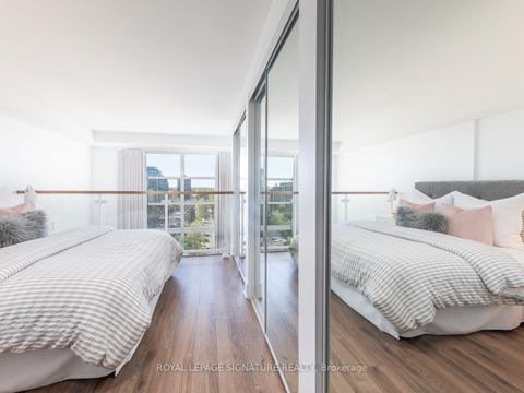 Photo 7 at 925 - 111 St Clair Avenue W, St. Clair, Toronto