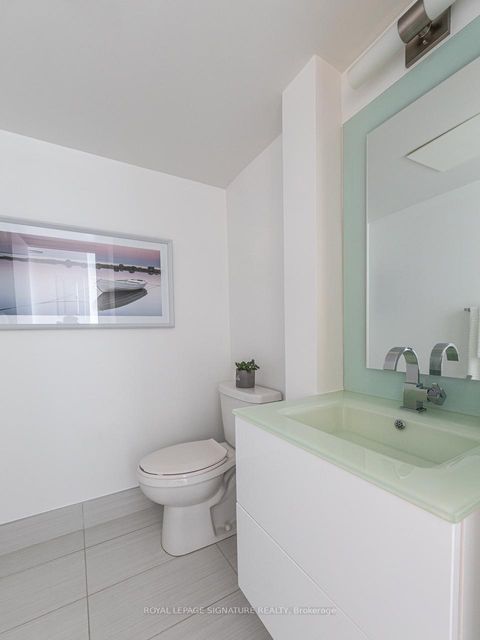Photo 10 at 925 - 111 St Clair Avenue W, St. Clair, Toronto