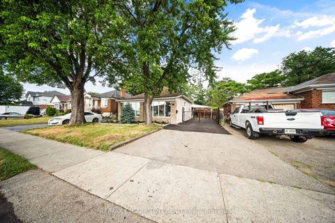 Photo 2 at 665 Kipling Avenue, City Centre West, Toronto