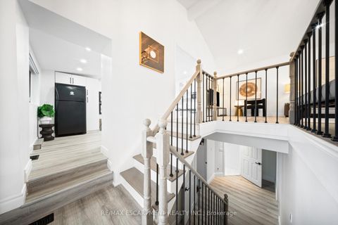 Photo 5 at 665 Kipling Avenue, City Centre West, Toronto