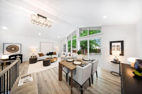 Photo 8 at 665 Kipling Avenue, City Centre West, Toronto