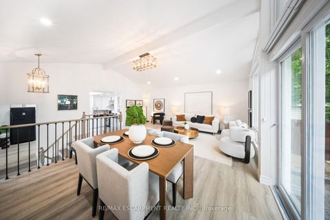 Photo 9 at 665 Kipling Avenue, City Centre West, Toronto