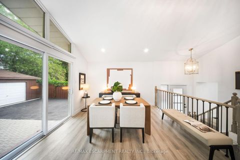Photo 10 at 665 Kipling Avenue, City Centre West, Toronto