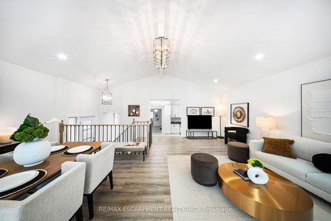 Photo 11 at 665 Kipling Avenue, City Centre West, Toronto