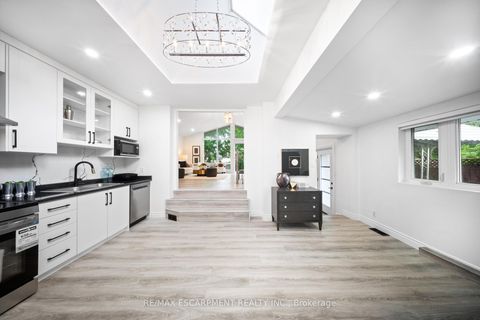Photo 15 at 665 Kipling Avenue, City Centre West, Toronto