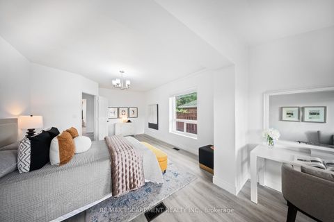 Photo 22 at 665 Kipling Avenue, City Centre West, Toronto