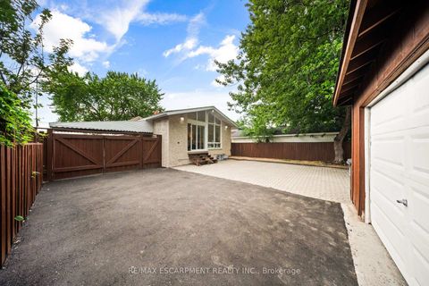 Photo 42 at 665 Kipling Avenue, City Centre West, Toronto