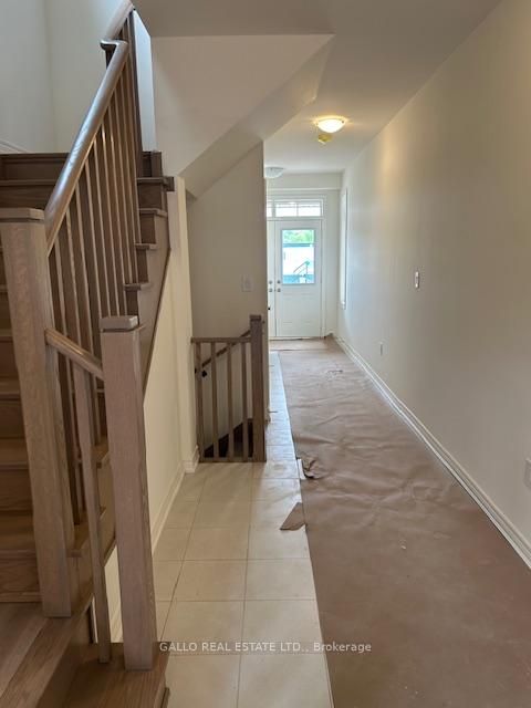 Photo 10 at 28R - 3169 Crystal Drive, OA Rural Oakville, Oakville