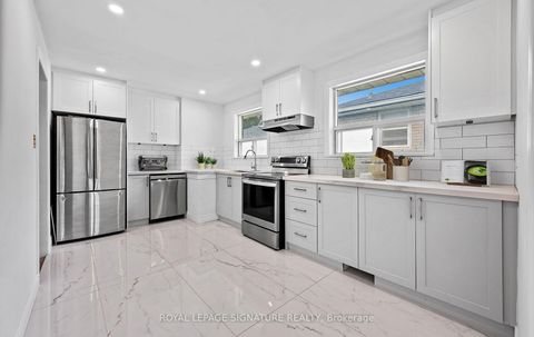 Photo 7 at 16 Pagoda Place, Beaumonde Heights, Toronto