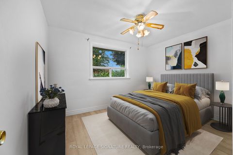 Photo 9 at 16 Pagoda Place, Beaumonde Heights, Toronto
