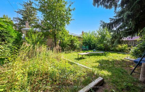 Photo 17 at 16 Pagoda Place, Beaumonde Heights, Toronto
