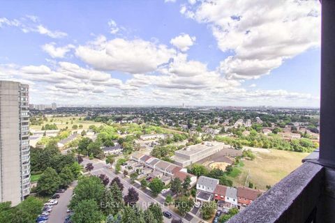 Photo 27 at 2109 - 2330 Bridletowne Circle, L'Amoreaux, Toronto