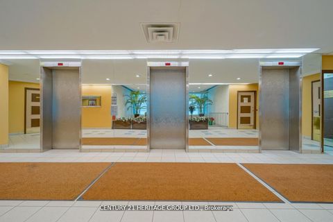 Photo 3 at 311 - 3050 Ellesmere Road, Morningside, Toronto