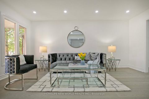 Photo 9 at 94 Weldrick Road E, Harding, Richmond Hill