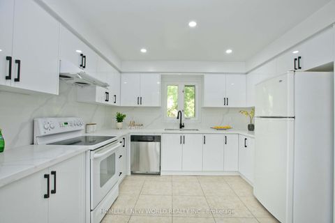 Photo 16 at 94 Weldrick Road E, Harding, Richmond Hill