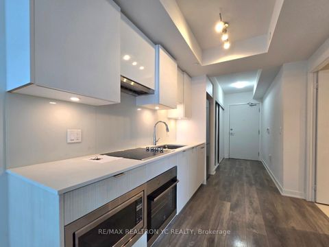 Photo 4 at 3015 - 195 Redpath Avenue, Mount Pleasant West, Toronto