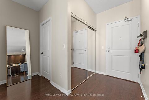Photo 0 at 916 - 628 Fleet Street, Niagara, Toronto