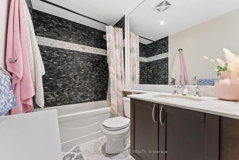Photo 19 at 916 - 628 Fleet Street, Niagara, Toronto