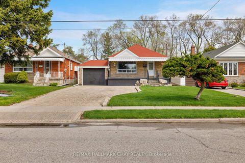 Photo 2 at 239 Ellington Drive, Maryvale, Toronto